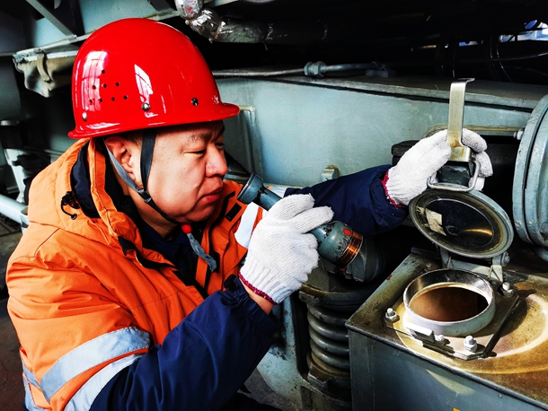 检查砂箱砂量_副本